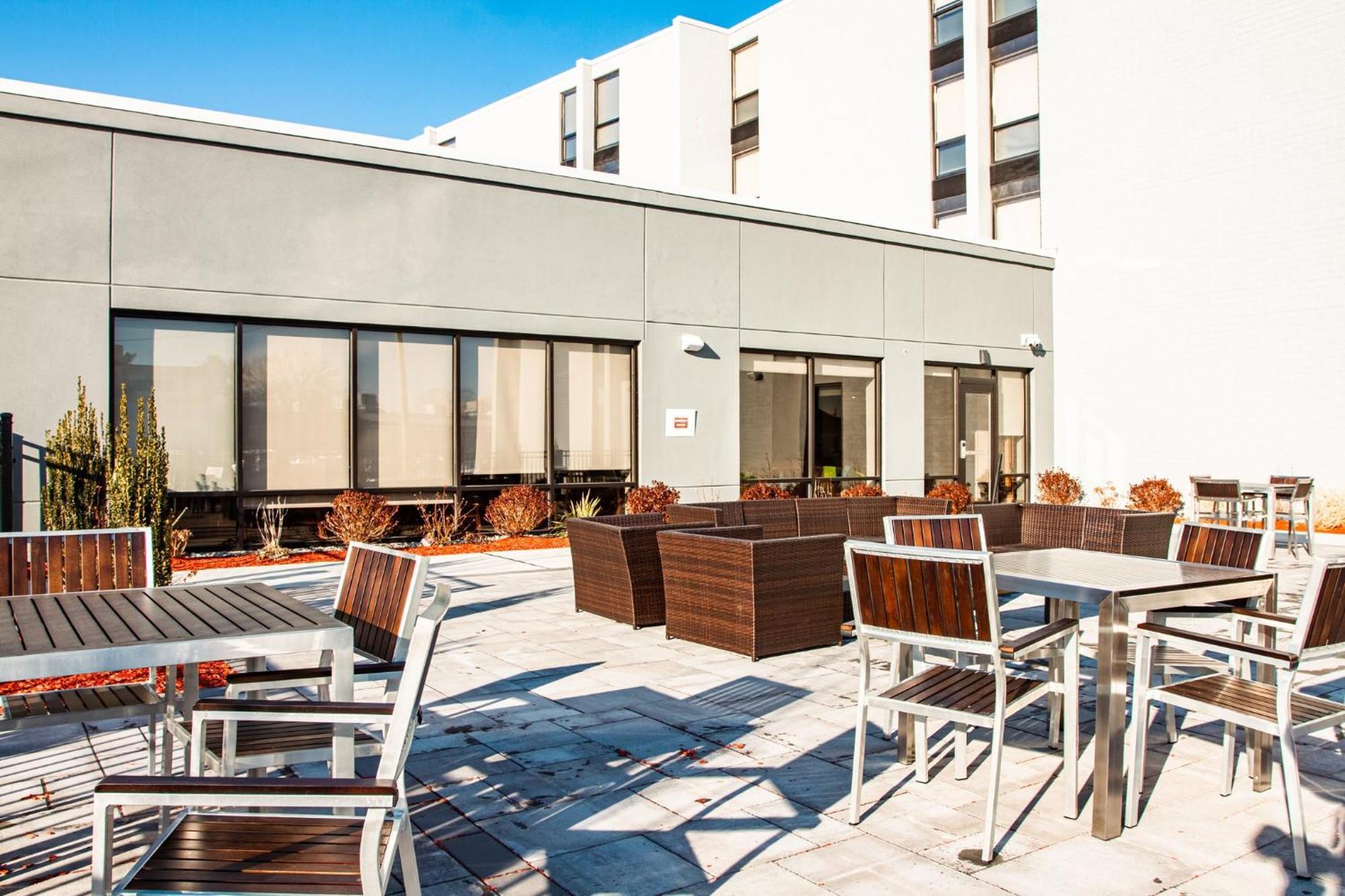 Even Hotel Manchester Airport By Ihg Экстерьер фото