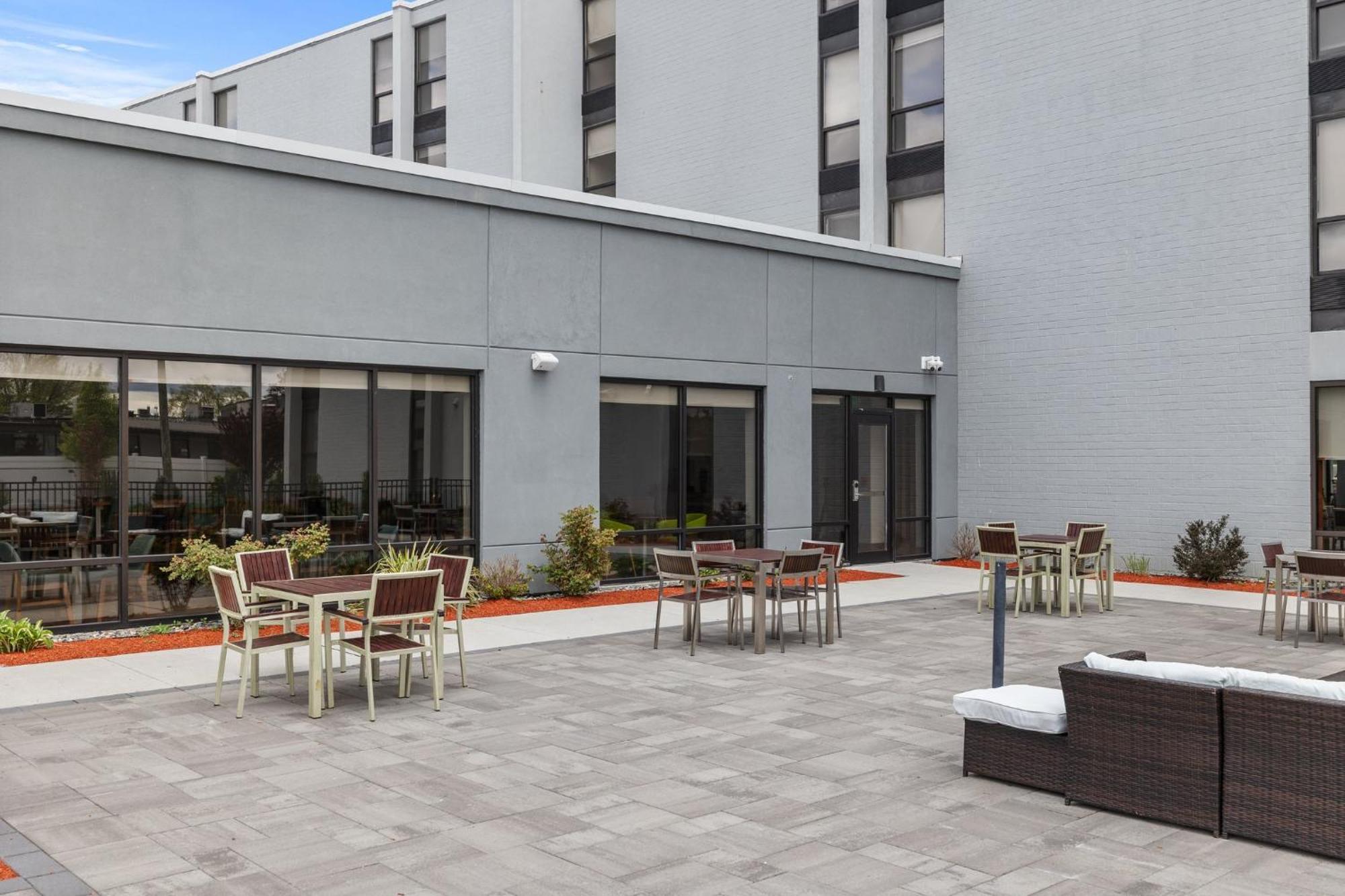 Even Hotel Manchester Airport By Ihg Экстерьер фото